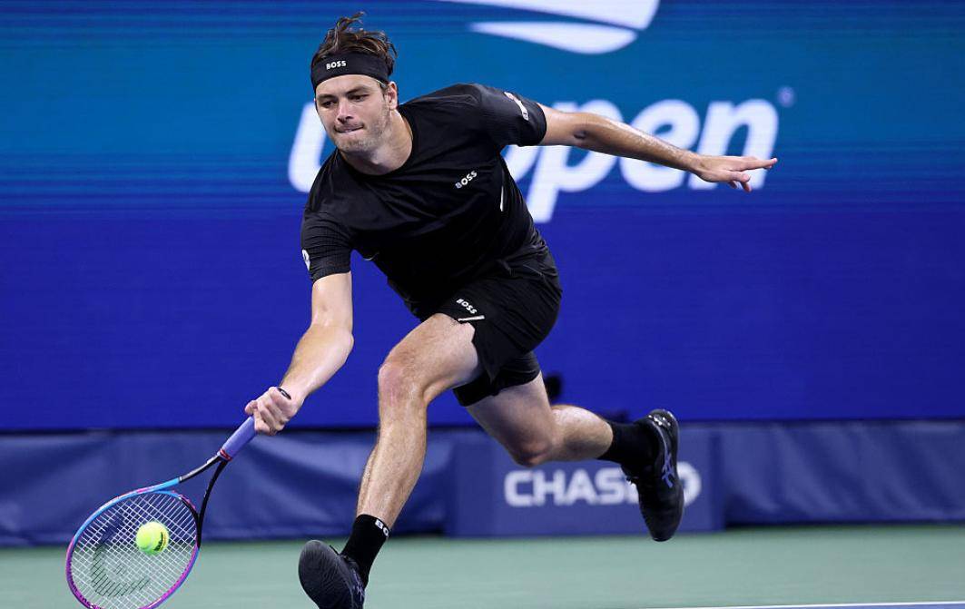 九游安卓APP下载地址关于德约科维奇在掘金比赛中比分优势明显，挺进下一轮引发热议！的信息