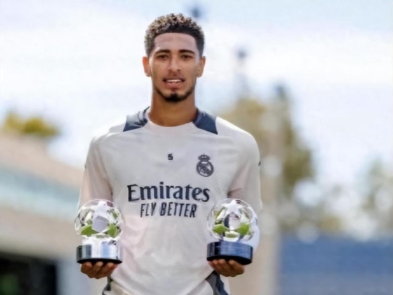 九游BT版手游下载转会期体能课后，皇家马德里防线松动备战西甲，更衣室稳定，更衣室氛围转暖的简单介绍