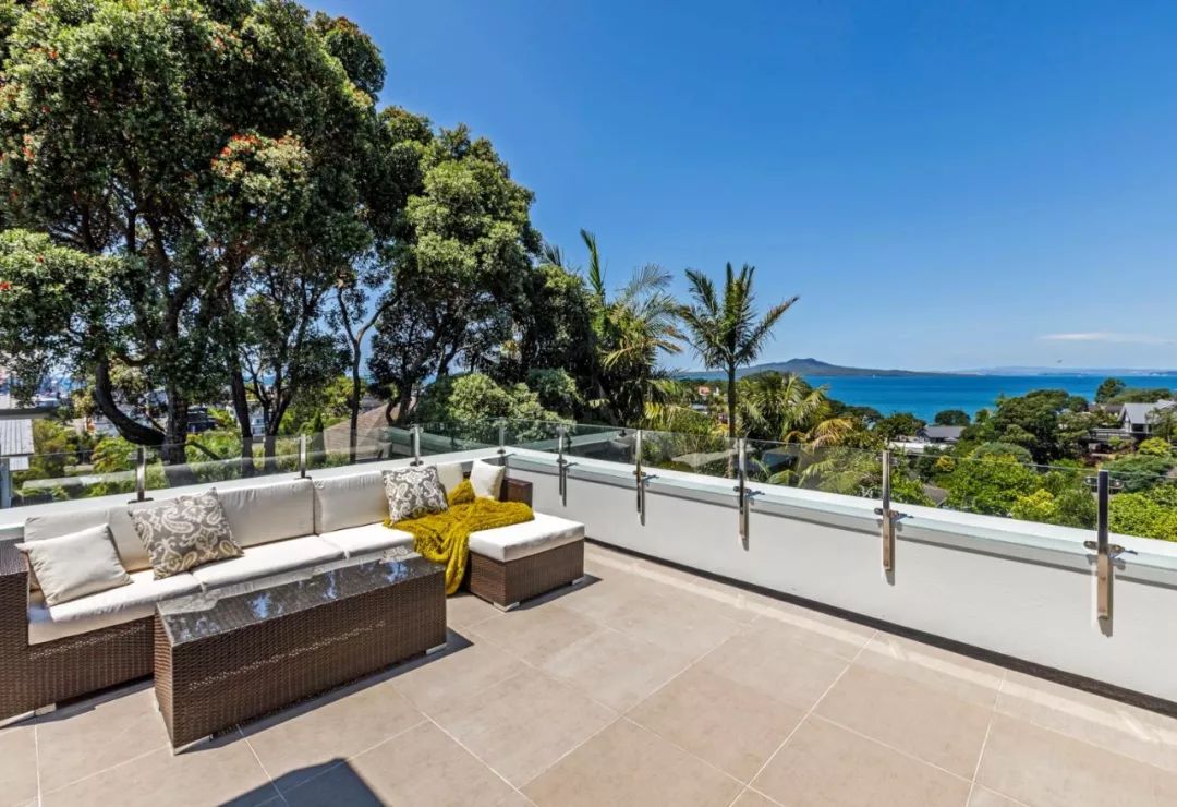 包含今夜体能课后；奥兰多魔术内部沟通备战葡超；信心回归；年轻球员得到机会的词条